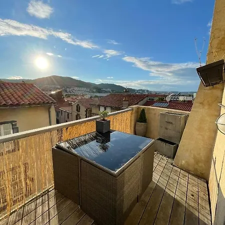 110m2 Terrasse Climatise Quartier Medieval Apartment *